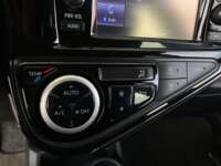 Toyota Prius 2019 5p C Hibrido L4/1.5/Aut 2019 Toyota Prius Venta Interiores 11