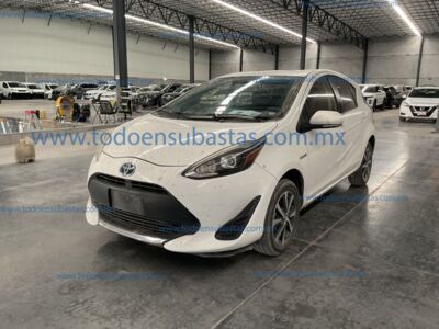 Toyota Prius 2021 5p C Híbrido L4/1.5 Aut
