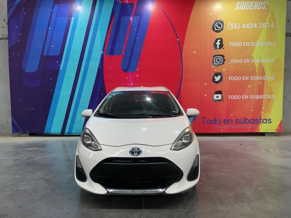 Toyota Prius 2021 5p C Híbrido L4/1.5 Aut 2021 Toyota Prius Venta Exteriores 2