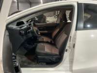 Toyota Prius 2021 5p C Híbrido L4/1.5 Aut 2021 Toyota Prius Venta Interiores 16