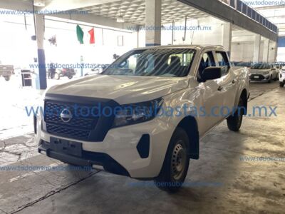 Nissan NP300 Frontier 2023 4p SE L4/2.5 Man