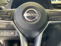 Nissan NP300 Frontier 2023 4p SE L4/2.5 Man 2023 Nissan NP300 Frontier Venta Interiores 13