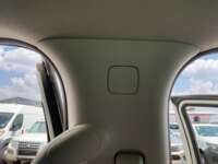 Nissan NP300 Frontier 2023 4p SE L4/2.5 Man 2023 Nissan NP300 Frontier Venta Interiores 15