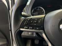 Nissan NP300 Frontier 2023 4p SE L4/2.5 Man 2023 Nissan NP300 Frontier Venta Interiores 6