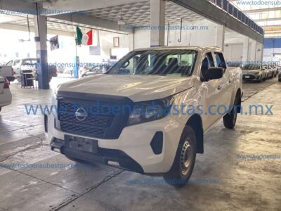 Nissan NP300 Frontier 2023 4p SE L4/2.5 Man