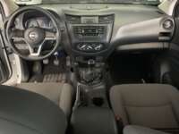 Nissan NP300 Frontier 2023 4p SE L4/2.5 Man 2023 Nissan NP300 Frontier Venta Interiores 4