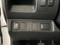 Nissan NP300 Frontier 2023 4p SE L4/2.5 Man 2023 Nissan NP300 Frontier Venta Interiores 5