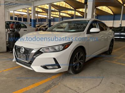 Nissan Sentra 2022 4p Advance L4/2.0 CVT