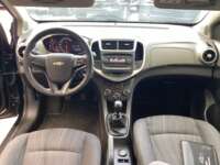 Chevrolet Sonic 2017  4p LT L4/1.6 Man IMG_1262