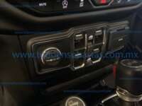 Jeep Wrangler 2021  2021 Jeep Wrangler Ingreso Interiores 11