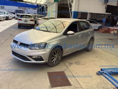 Volkswagen Polo 2020 5p Comfortline Plus L4/1.6 Aut