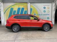 Volkswagen Tiguan 2018 5p Comfortline L4/1.4/T DSG Piel 2018 Volkswagen Tiguan Venta Exteriores 4