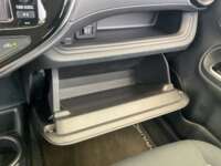 Toyota Prius 2018 5p C Híbrido L4/1.5 Aut 2018 Toyota Prius Venta Interiores 19