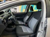 Toyota Prius 2018 5p C Híbrido L4/1.5 Aut 2018 Toyota Prius Venta Interiores 21