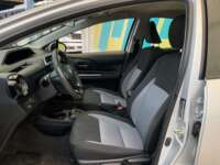 Toyota Prius 2019 5p C Hibrido L4/1.5/Aut 2019 Toyota Prius Venta Interiores 21