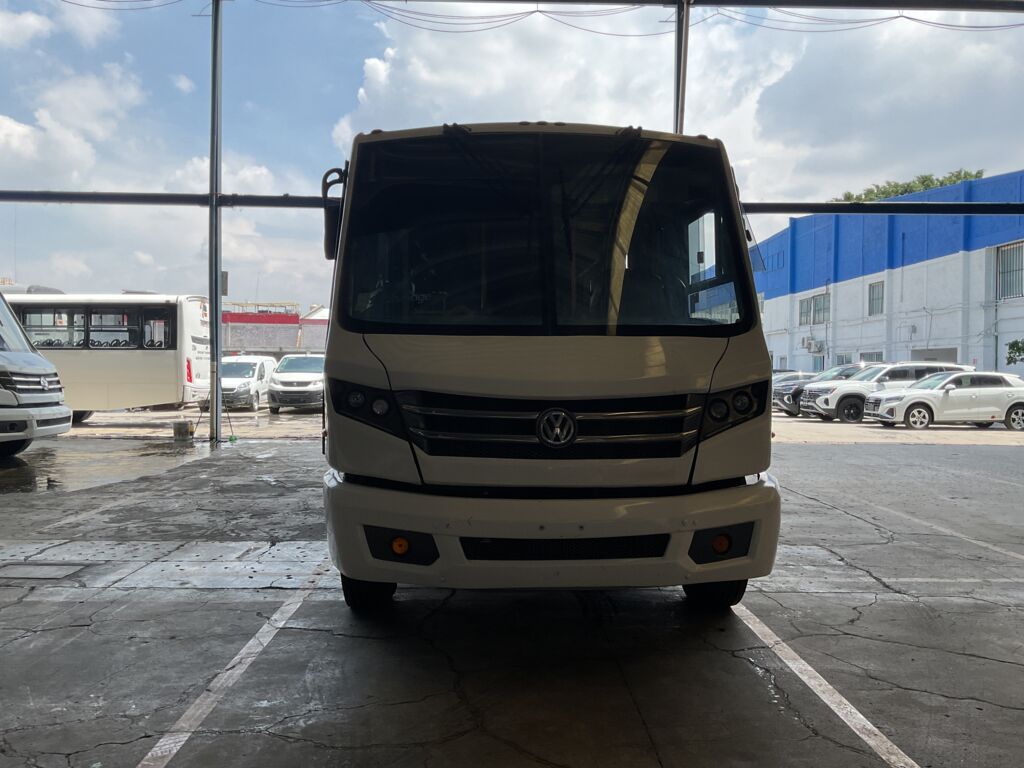 Volkswagen 14.190 2024 2p OD 4X2 L4/4.5 Ma Diesel Carrocería Ayco para 41 Pasajeros  2024 Volkswagen 14.190 Venta Exteriores 2