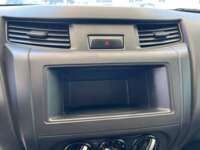 Nissan NP300 Frontier 2018 4p Diesel L4/2.5/T 4X4 Man 2018 Nissan NP300 Frontier Venta Interiores 6