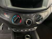 Chevrolet Aveo 2020 4p LS L4/1.5 Man  2020 Chevrolet Aveo Venta Interiores 8