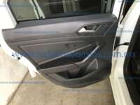 Volkswagen Jetta 2023 4p Comfortline L4/1.4/T Tiptronic 2023 Volkswagen Jetta Ingreso Interiores 19