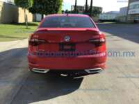 Volkswagen Jetta 2019 4p R-Line L4/1.4/T Tiptronic 2019 Volkswagen Jetta Ingreso Exteriores 5