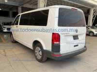 Volkswagen Transporter Pasajeros 2024 5p TDI L4/2.0/T Man 9 Pas 2024 Volkswagen Transporter Ingreso Exteriores 6