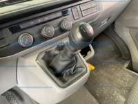 Volkswagen Transporter Pasajeros 2024 5p TDI L4/2.0/T Man 9 Pas 2024 Volkswagen Transporter Ingreso Interiores 12