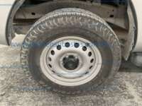 Toyota Hilux 2020 4p Doble Cabina Base L4/2.7 Man 2020 Toyota Hilux Ingreso Llantas 3