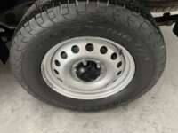 Toyota Hilux 2020 4p Doble Cabina Base L4/2.7 Man 2020 Toyota Hilux Venta Llantas 7