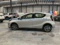 Toyota Prius 2019 5p C Hibrido L4/1.5/Aut 2019 Toyota Prius Ingreso Exteriores 7