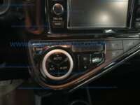 Toyota Prius 2019 5p C Hibrido L4/1.5/Aut 2019 Toyota Prius Ingreso Interiores 11