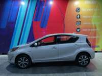 Toyota Prius 2019 5p C Hibrido L4/1.5/Aut 2019 Toyota Prius Venta Exteriores 4