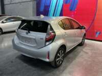 Toyota Prius 2019 5p C Hibrido L4/1.5/Aut 2019 Toyota Prius Venta Exteriores 7