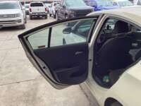 Chevrolet Cavalier 2018 4p LS L4/1.5 Man           2018 Chevrolet Cavalier Ingreso Interiores 15