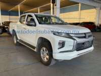 Mitsubishi L200 2022 4p GLX Doble Cabina L4/2.4 Man 2022 Mitsubishi L200 Ingreso Exteriores 2
