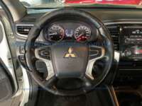 Mitsubishi L200 2022 4p GLX Doble Cabina L4/2.4 Man 2022 Mitsubishi L200 Ingreso Interiores 2