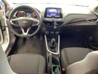 Chevrolet Onix 2025 4p LT L3/1.0 Man  IMG_2106