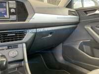 Volkswagen Jetta 2024 4p Trendline L4/1.4/T Tiptronic 2024 Volkswagen Jetta Ingreso Interiores 14