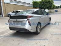 Toyota Prius 2017 5p Base Híbrido L4/1.8 Aut  2017 Toyota Prius Ingreso Exteriores 4