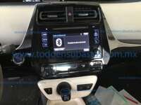 Toyota Prius 2017 5p Base Híbrido L4/1.8 Aut  2017 Toyota Prius Ingreso Interiores 2