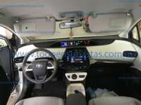 Toyota Prius 2017 5p Base Híbrido L4/1.8 Aut  2017 Toyota Prius Ingreso Interiores 20
