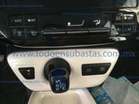 Toyota Prius 2017 5p Base Híbrido L4/1.8 Aut  2017 Toyota Prius Ingreso Interiores 3
