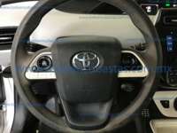 Toyota Prius 2017 5p Base Híbrido L4/1.8 Aut  2017 Toyota Prius Ingreso Interiores 8