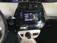 Toyota Prius 2017 5p Base Híbrido L4/1.8 Aut  2017 Toyota Prius Venta Interiores 3