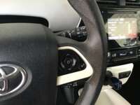 Toyota Prius 2017 5p Base Híbrido L4/1.8 Aut  2017 Toyota Prius Venta Interiores 8