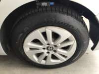 Toyota Prius 2017 5p Base Híbrido L4/1.8 Aut  2017 Toyota Prius Venta Llantas 7