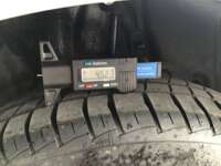 Toyota Prius 2017 5p Base Híbrido L4/1.8 Aut  2017 Toyota Prius Venta Llantas 9