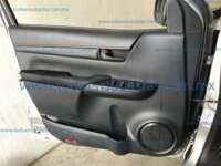 Toyota Hilux 2019 4p Doble Cabina Base L4/2.7 Man  2019 Toyota Hilux Ingreso Interiores 13