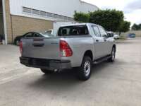 Toyota Hilux 2019 4p Doble Cabina Base L4/2.7 Man  2019 Toyota Hilux Venta Exteriores 5