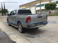 Toyota Hilux 2019 4p Doble Cabina Base L4/2.7 Man  2019 Toyota Hilux Ingreso Exteriores 6