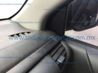 Toyota Hilux 2019 4p Doble Cabina Base L4/2.7 Man  2019 Toyota Hilux Ingreso Interiores 9